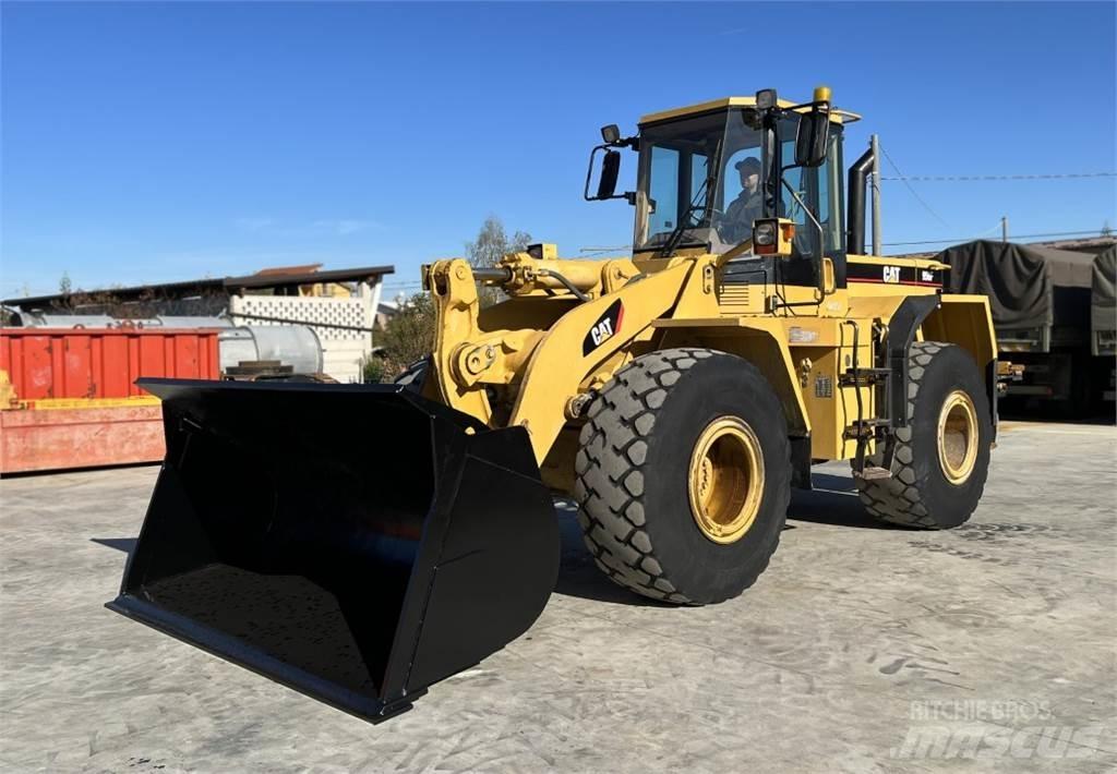 CAT 950 F2H Gumikerekes homlokrakodók
