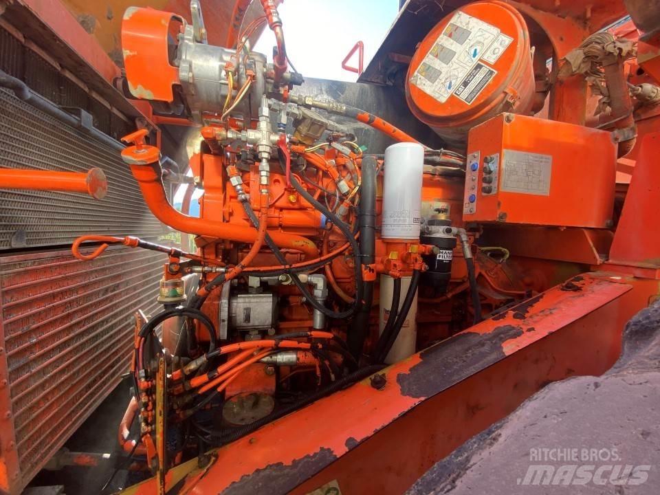 CAT 950G Gumikerekes homlokrakodók