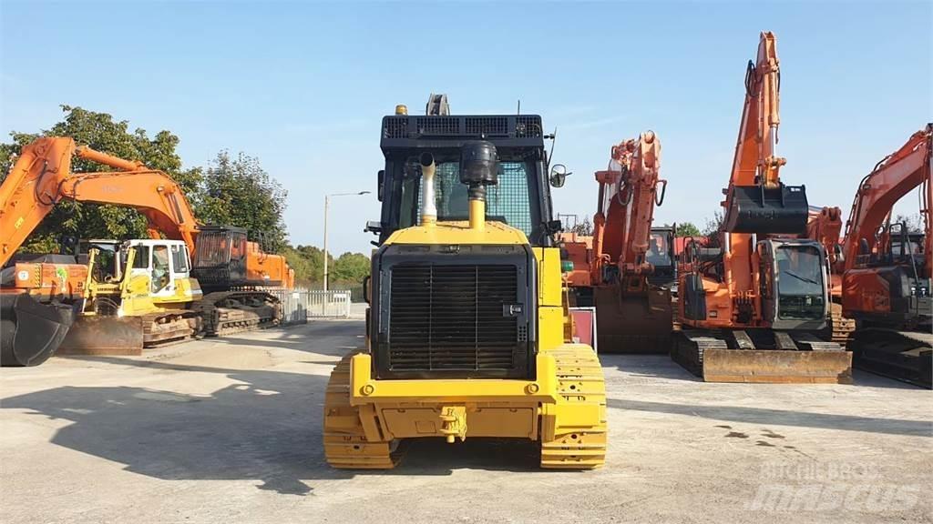 CAT 963D Gumikerekes homlokrakodók