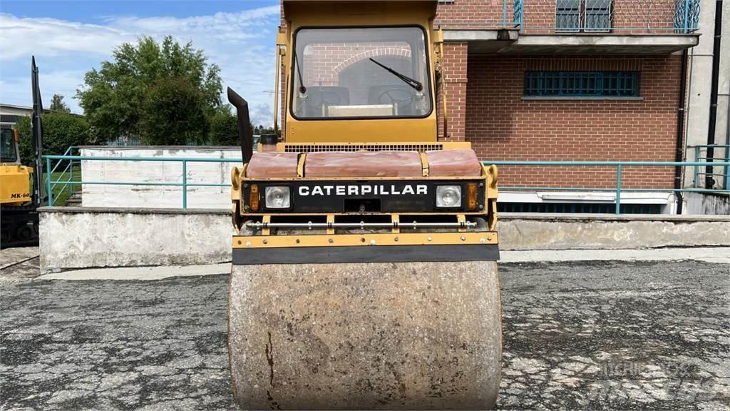 CAT CB-424 Talajtömörítő gépek