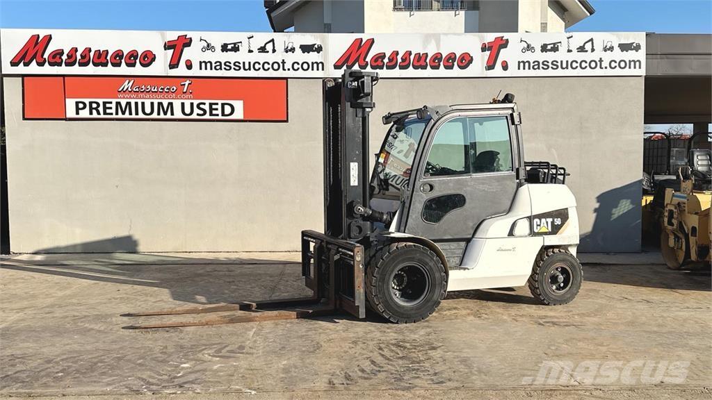 CAT DP50 CN Dízel targoncák