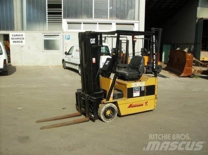 CAT EP15T Elektromos targoncák