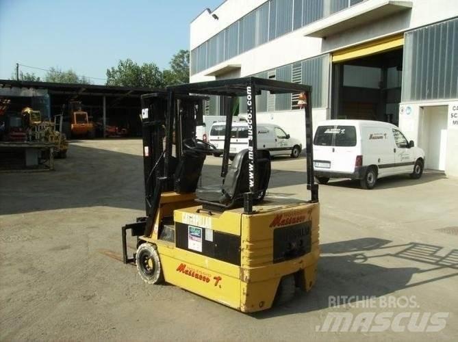 CAT EP15T Elektromos targoncák
