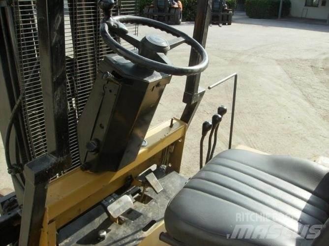 CAT EP15T Elektromos targoncák