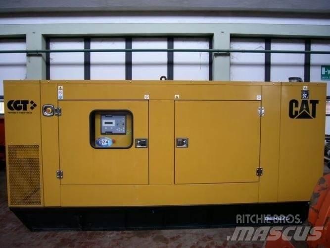 CAT GEH275 Fénytornyok