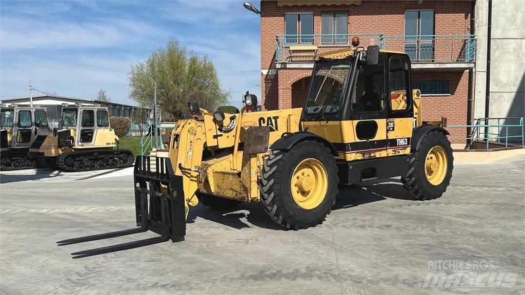 CAT TH63 Teleszkópos rakodók