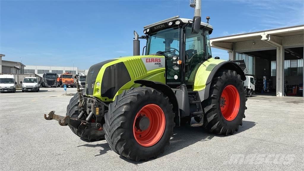 CLAAS AXION 810 4X4 Hóeltakarítók