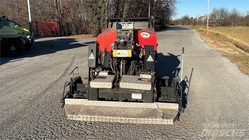 Dynapac F5C Aszfalt terítõ gépek