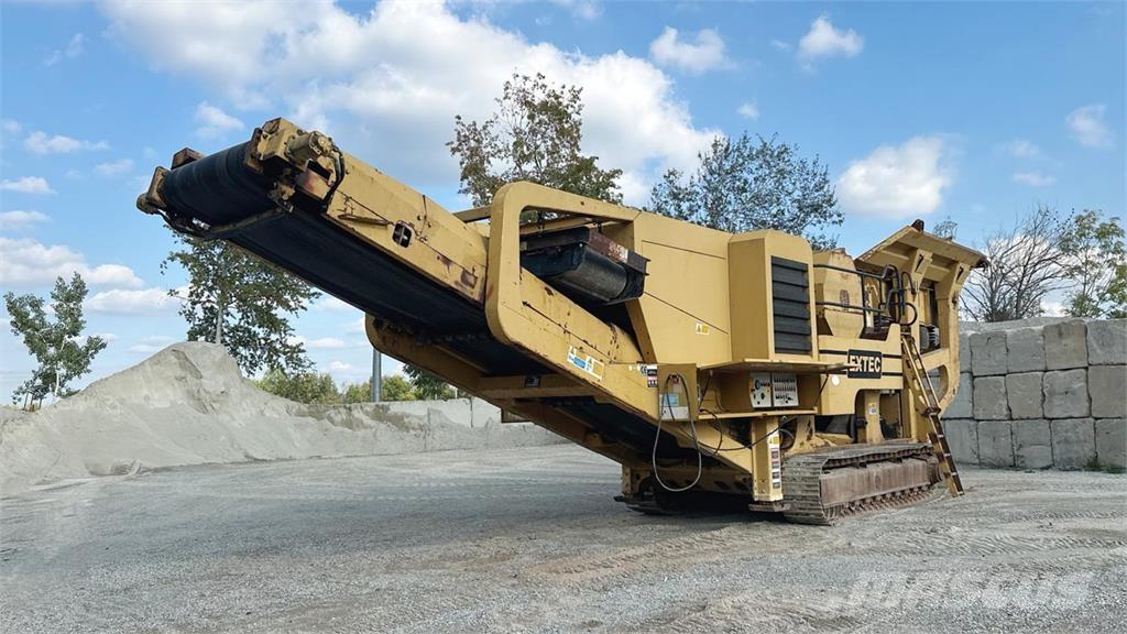 Extec C12 Takarmánydarálók