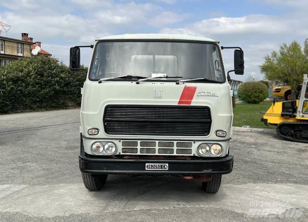 Fiat 673N 4X2 Egyéb
