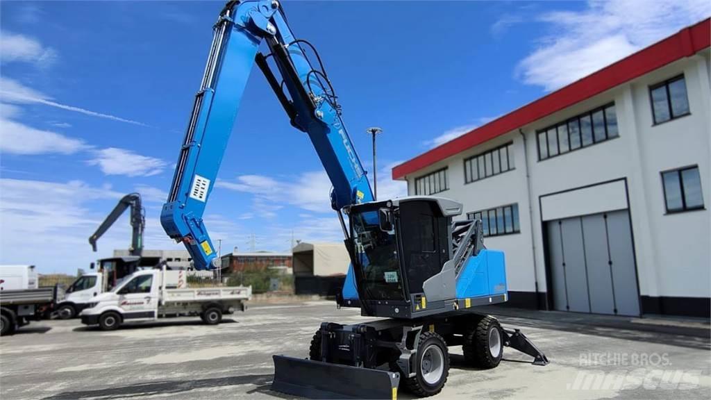 Fuchs MHL 320 Gumikerekes kotrók