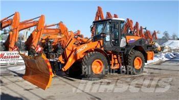 Hitachi ZW180-6 Gumikerekes homlokrakodók