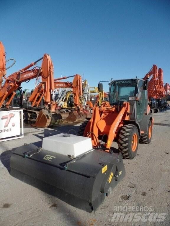 Hitachi ZW65 Gumikerekes homlokrakodók