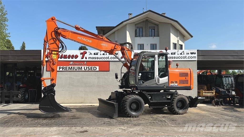 Hitachi ZX140WT-3 Gumikerekes kotrók