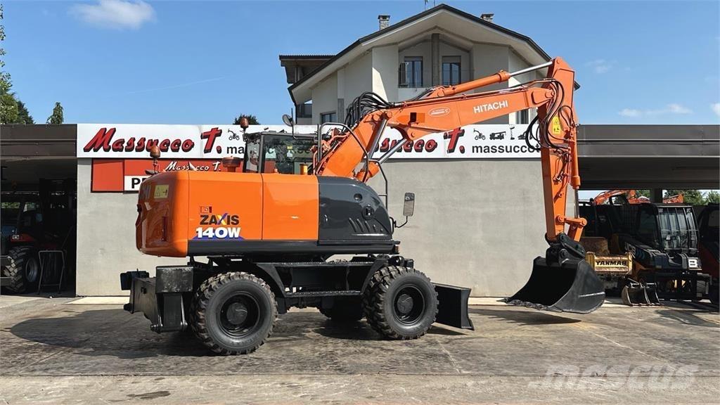 Hitachi ZX140WT-3 Gumikerekes kotrók