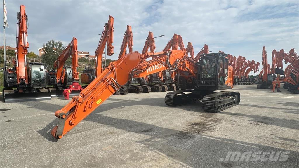 Hitachi ZX225USLC-7 Lánctalpas kotrók