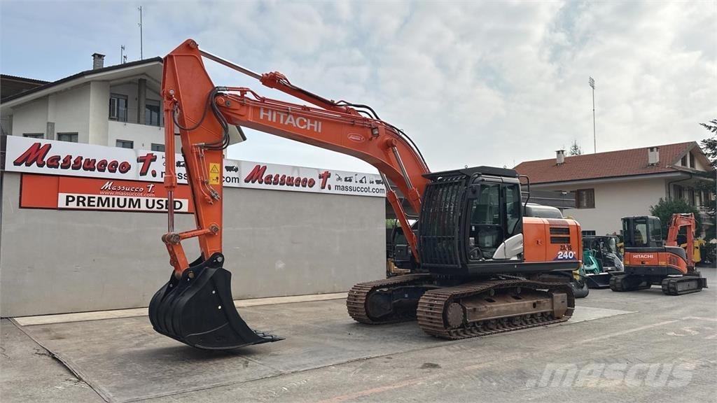 Hitachi ZX240N-6 Lánctalpas kotrók