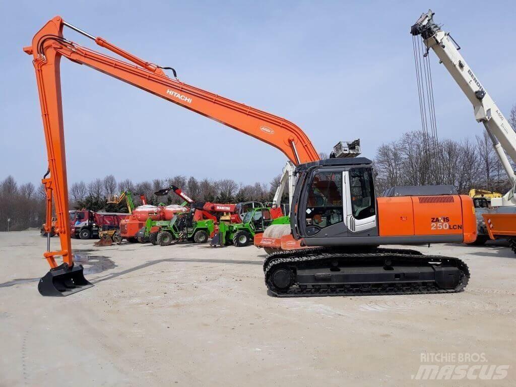 Hitachi ZX250LCN -3 SLF Lánctalpas kotrók