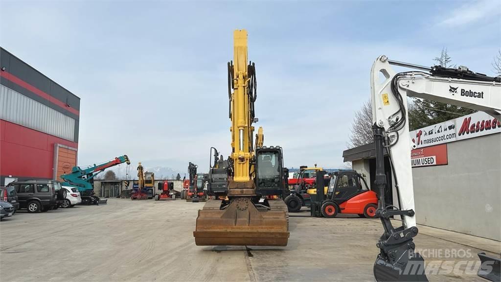 Hitachi ZX300LCN-6 2P Lánctalpas kotrók