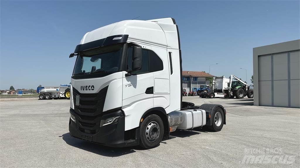 Iveco S-WAY 490 4x2 Egyéb