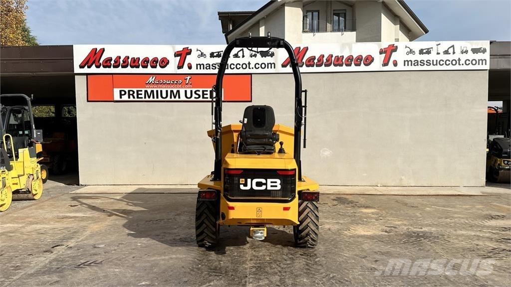 JCB 3STH-2S5 4X4 Mezei dömperek