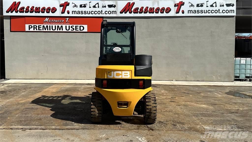 JCB TLT35D - 4X4 Teleszkópos rakodók