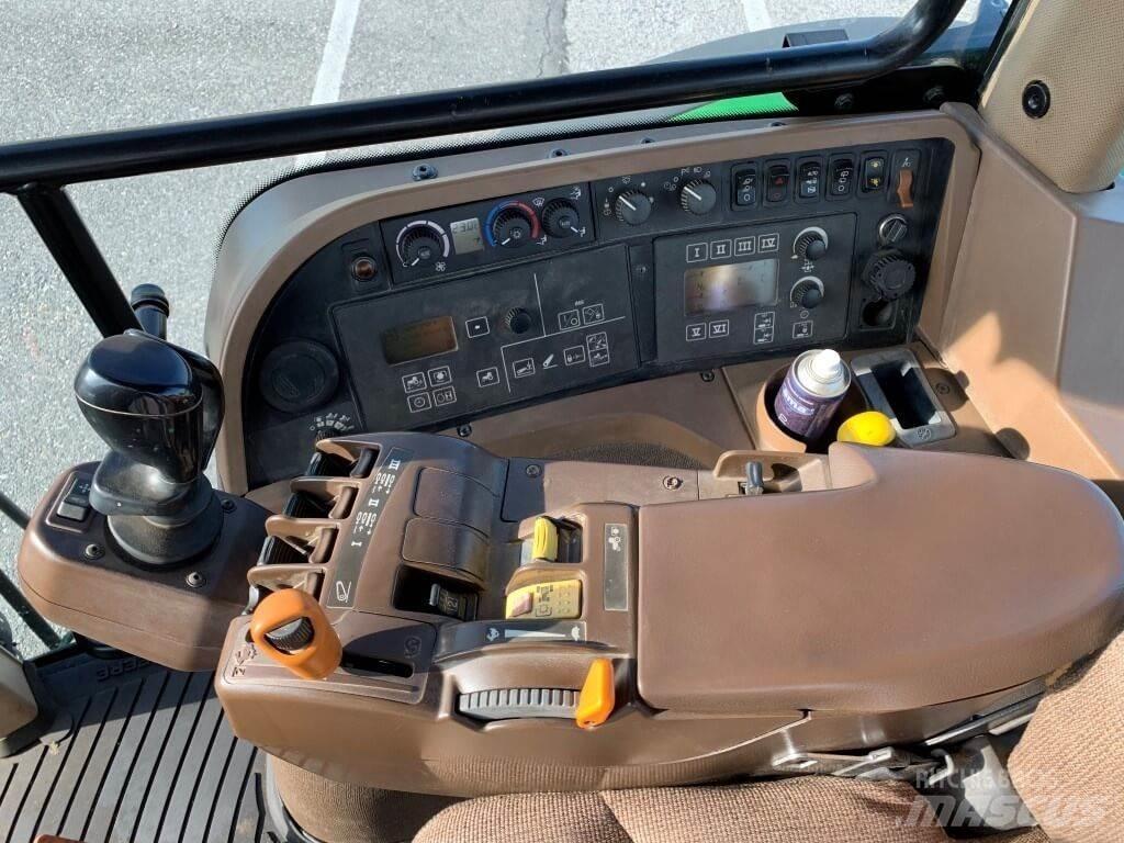 John Deere 7930 4X4 Hóeltakarítók
