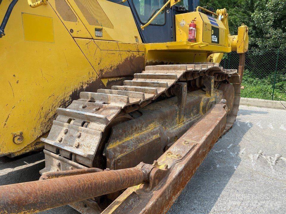 Komatsu D155A-3 lánctalpas dózerek