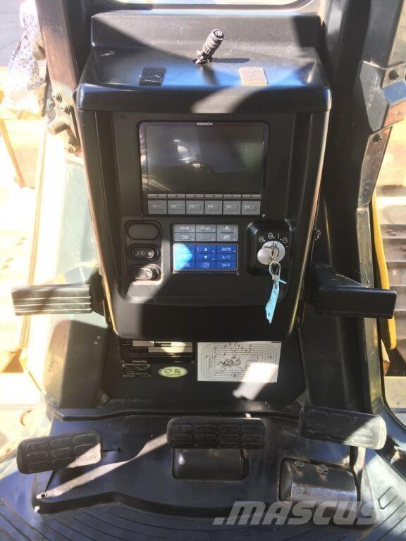 Komatsu D65WX-16 lánctalpas dózerek