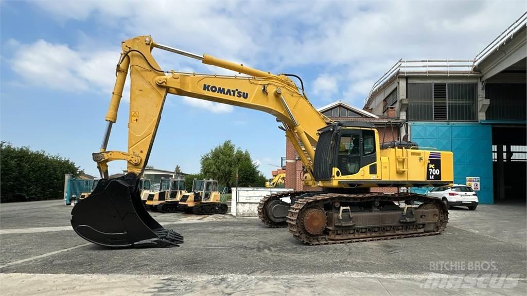 Komatsu PC700 LC-8E0 Lánctalpas kotrók