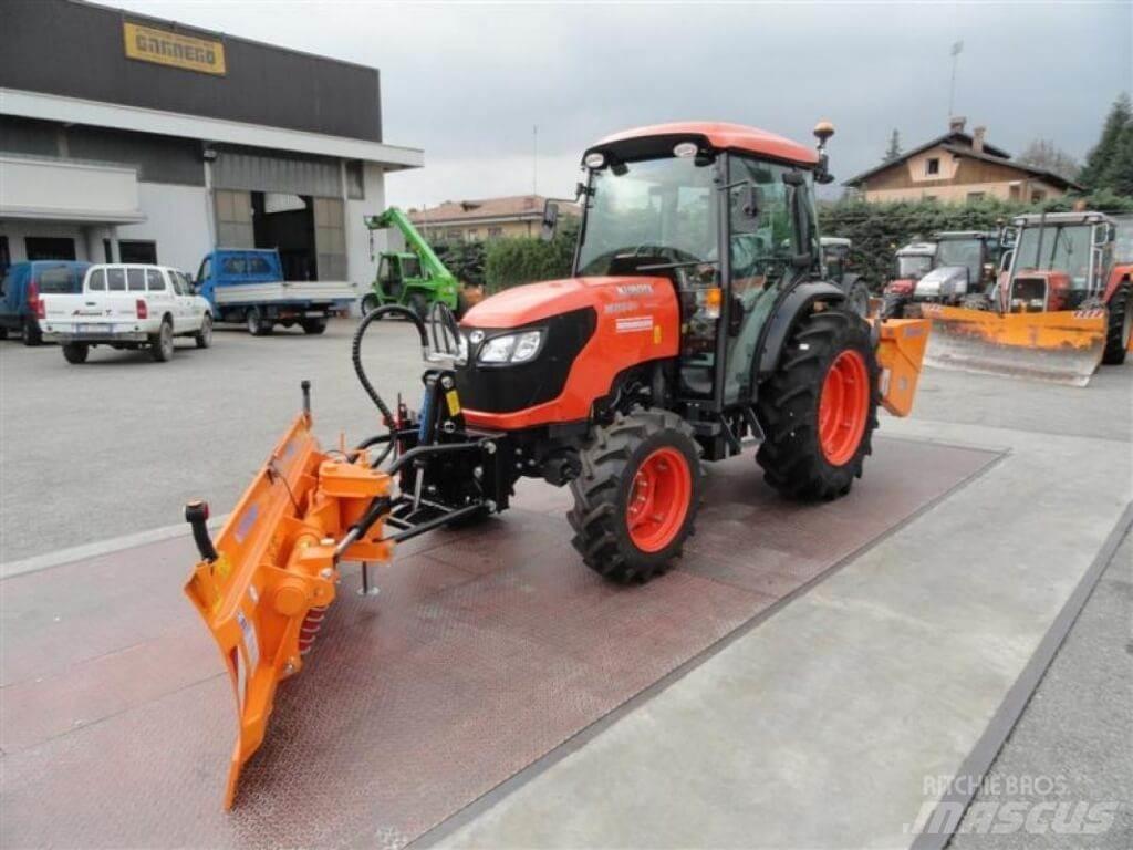 Kubota M 85.40 Narrow Hóeltakarítók