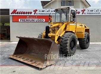 Liebherr L521 Gumikerekes homlokrakodók