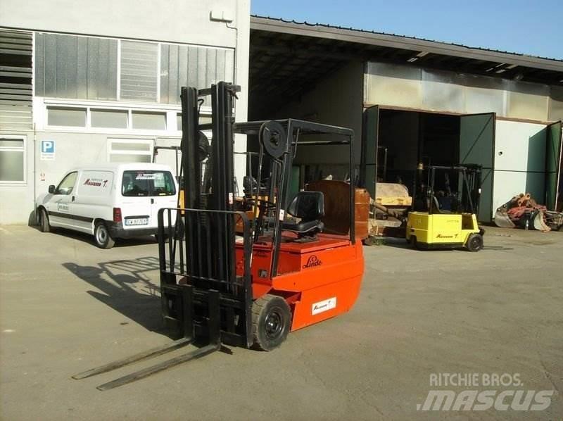 Linde E20 Elektromos targoncák