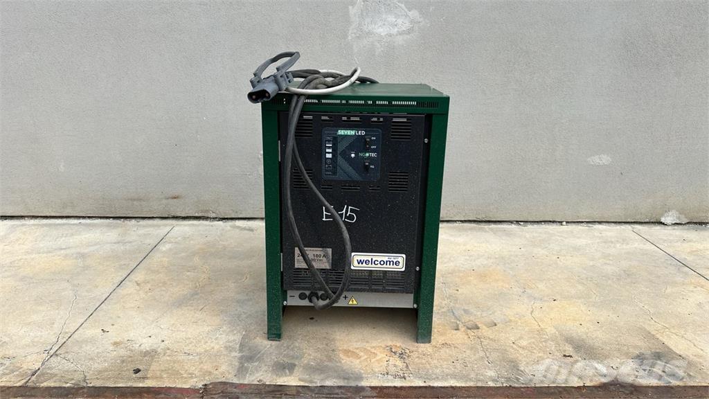 Linde E30 L Elektromos targoncák