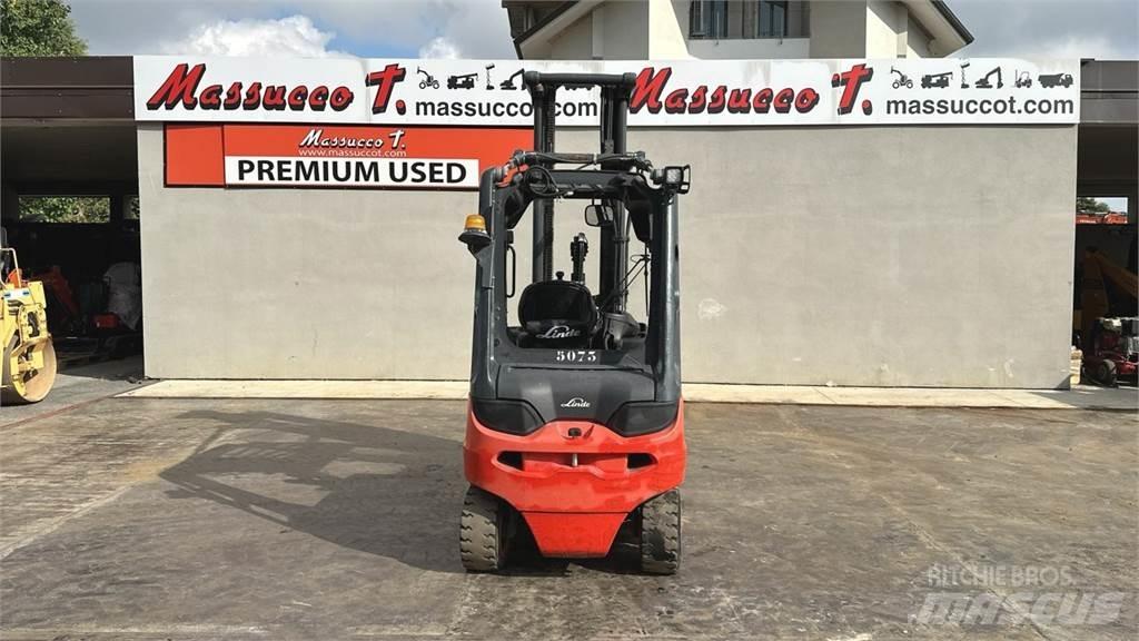 Linde E30L Elektromos targoncák