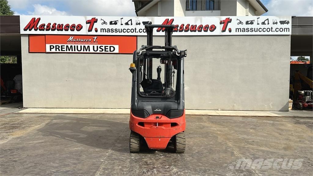 Linde E30L-01 Elektromos targoncák