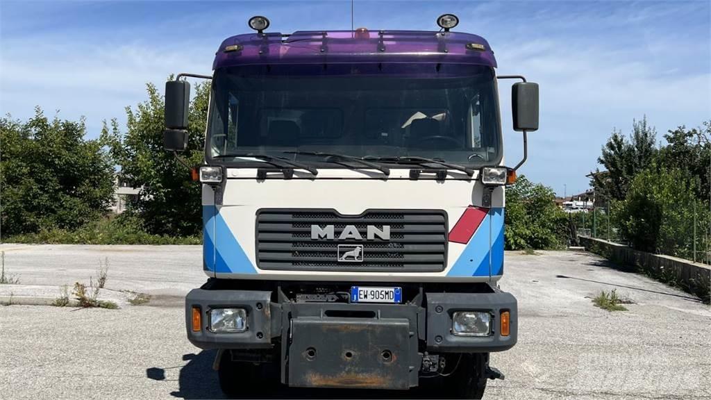 MAN 41.364 VF 8x4 Egyéb
