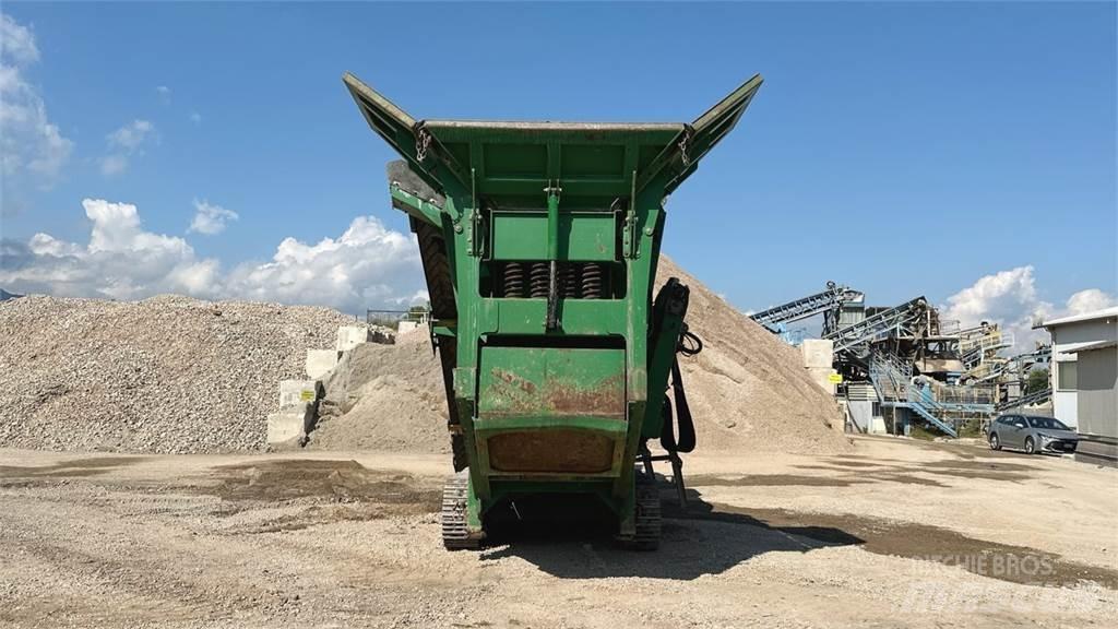 McCloskey J45R Takarmánydarálók