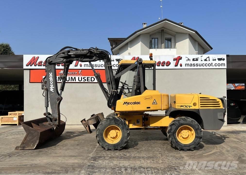 Mecalac 12MXT-E Gumikerekes kotrók