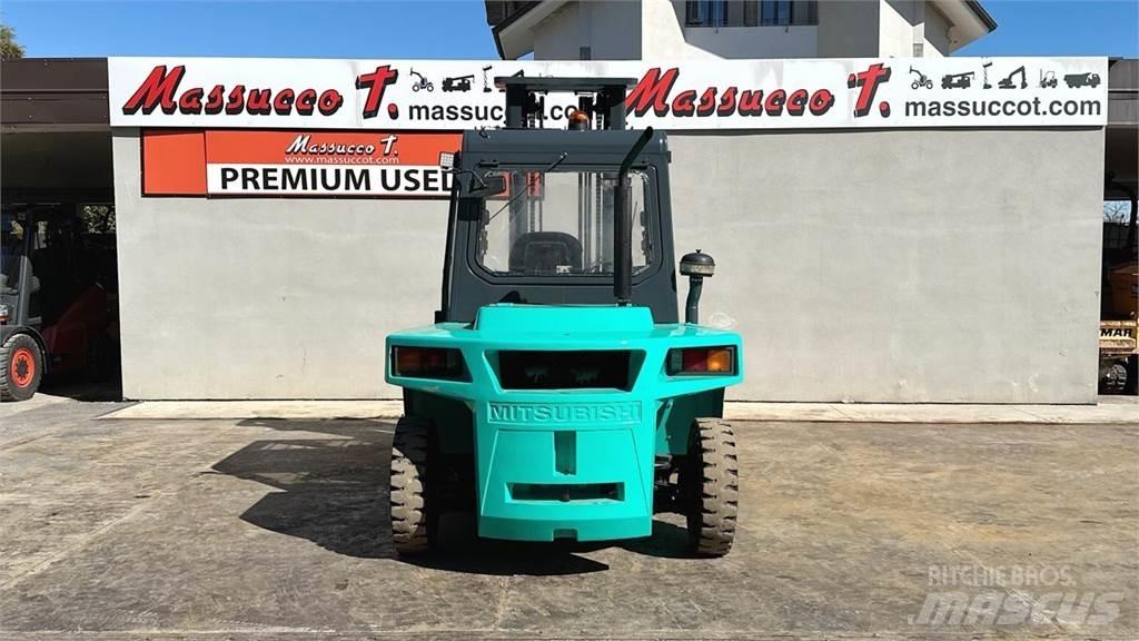 Mitsubishi FD70 Dízel targoncák