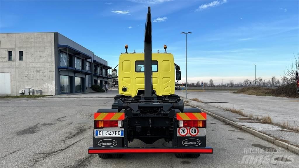 Renault 270 Dci – 4X2 Egyéb