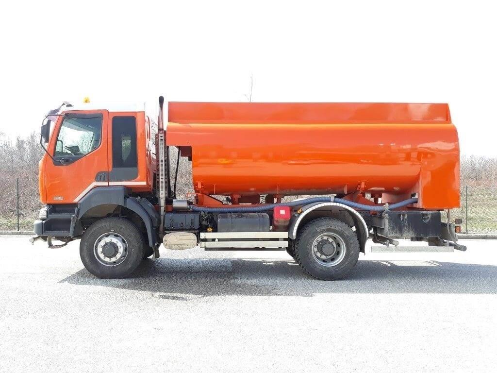 Renault 370dci 4X4 Tartályos teherautók