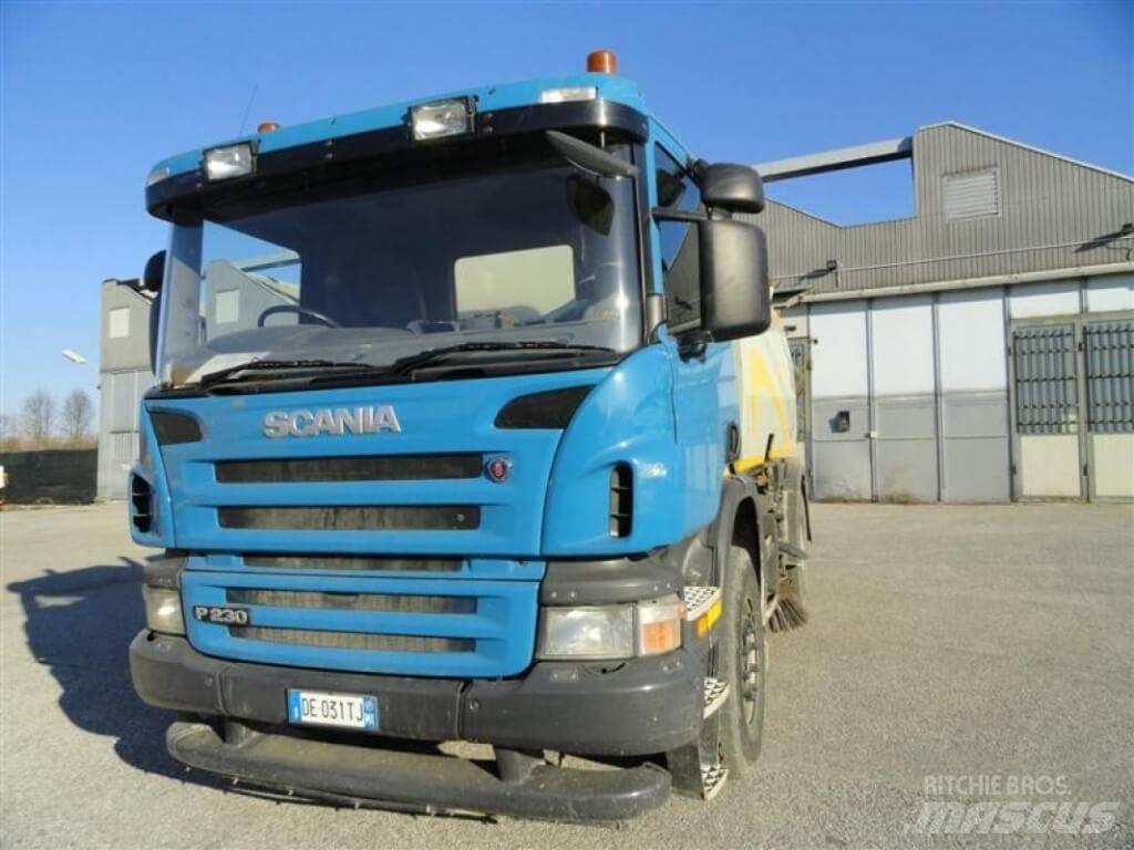 Scania P 230 Bucher Utcaseprő teherautók