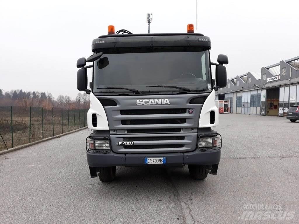 Scania P420 8X4 Egyéb