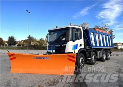 Scania P500 XT 8X4 Hóeltakarítók