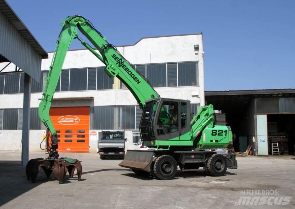 Sennebogen 821 Gumikerekes kotrók