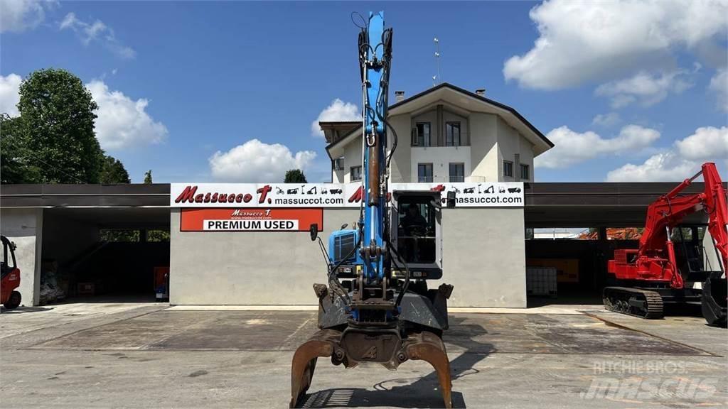 Terex MHL 250 Gumikerekes kotrók