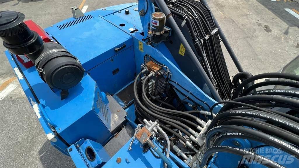 Terex MHL 331 Gumikerekes kotrók