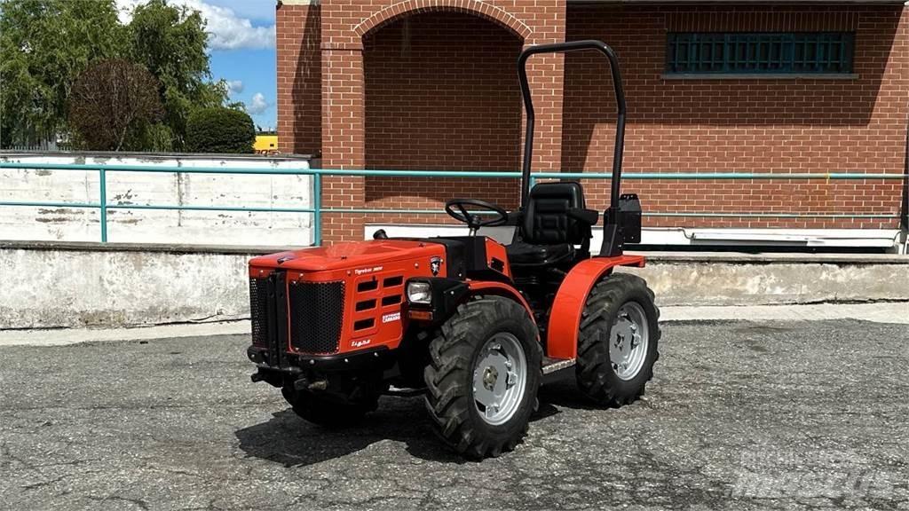  Tigretrac 3800 4x4 Hóeltakarítók