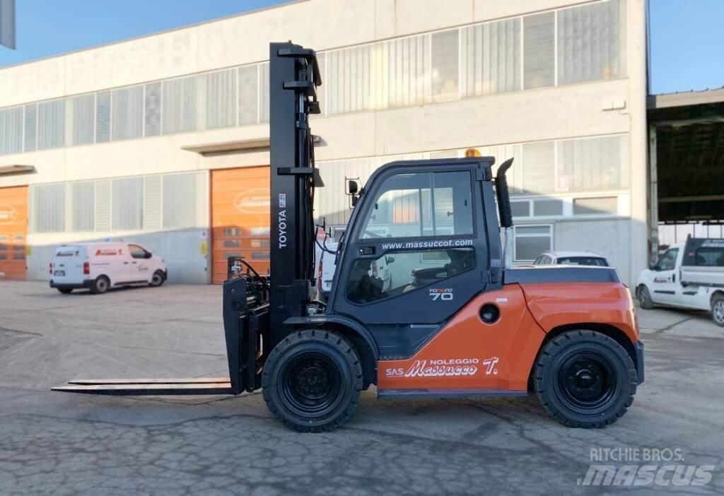 Toyota 40-8FD70N Dízel targoncák